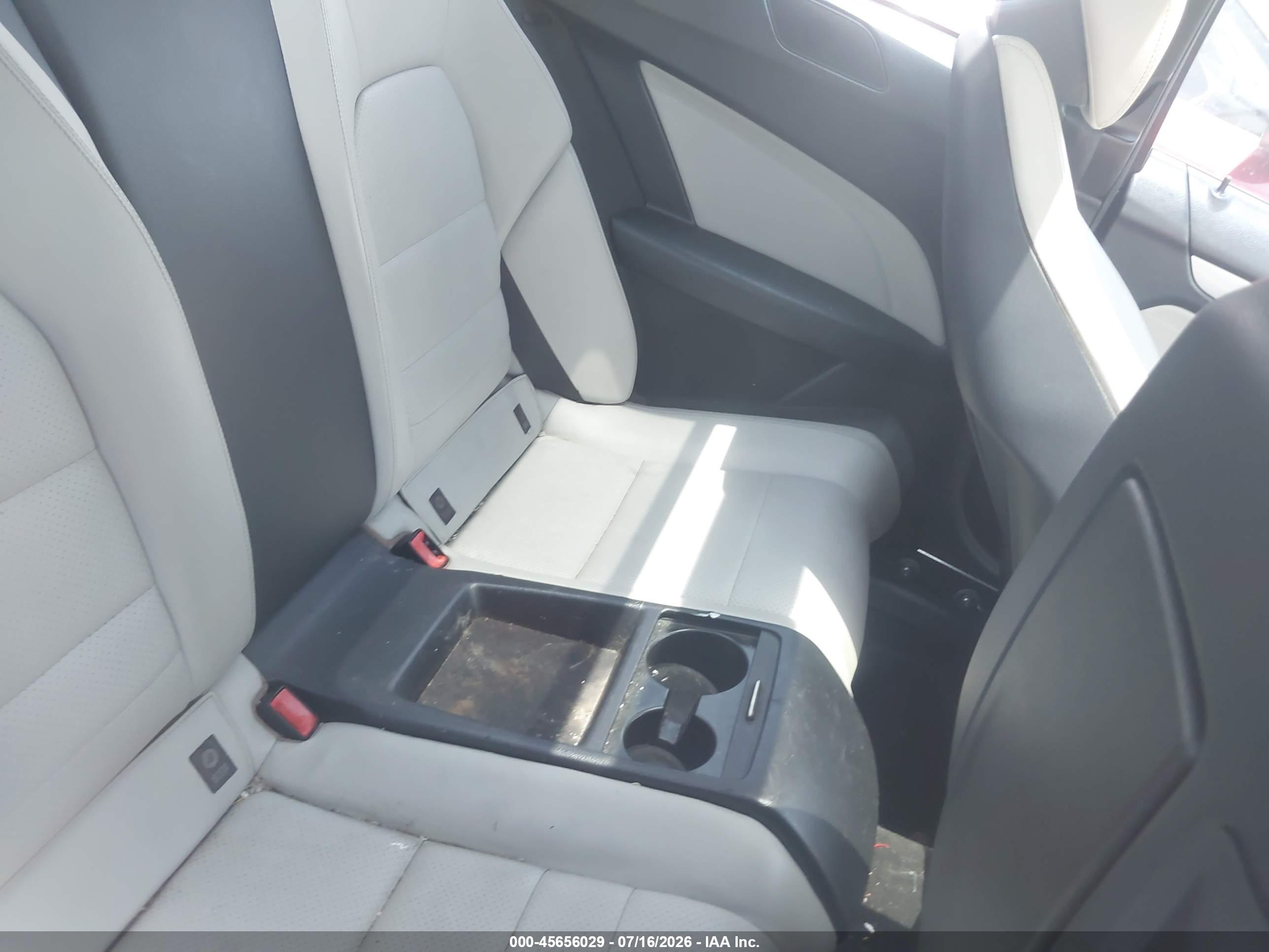 2012 MERCEDES-BENZ C 250 C250