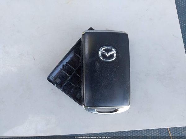2022 MAZDA MAZDA3 CARBON EDITION