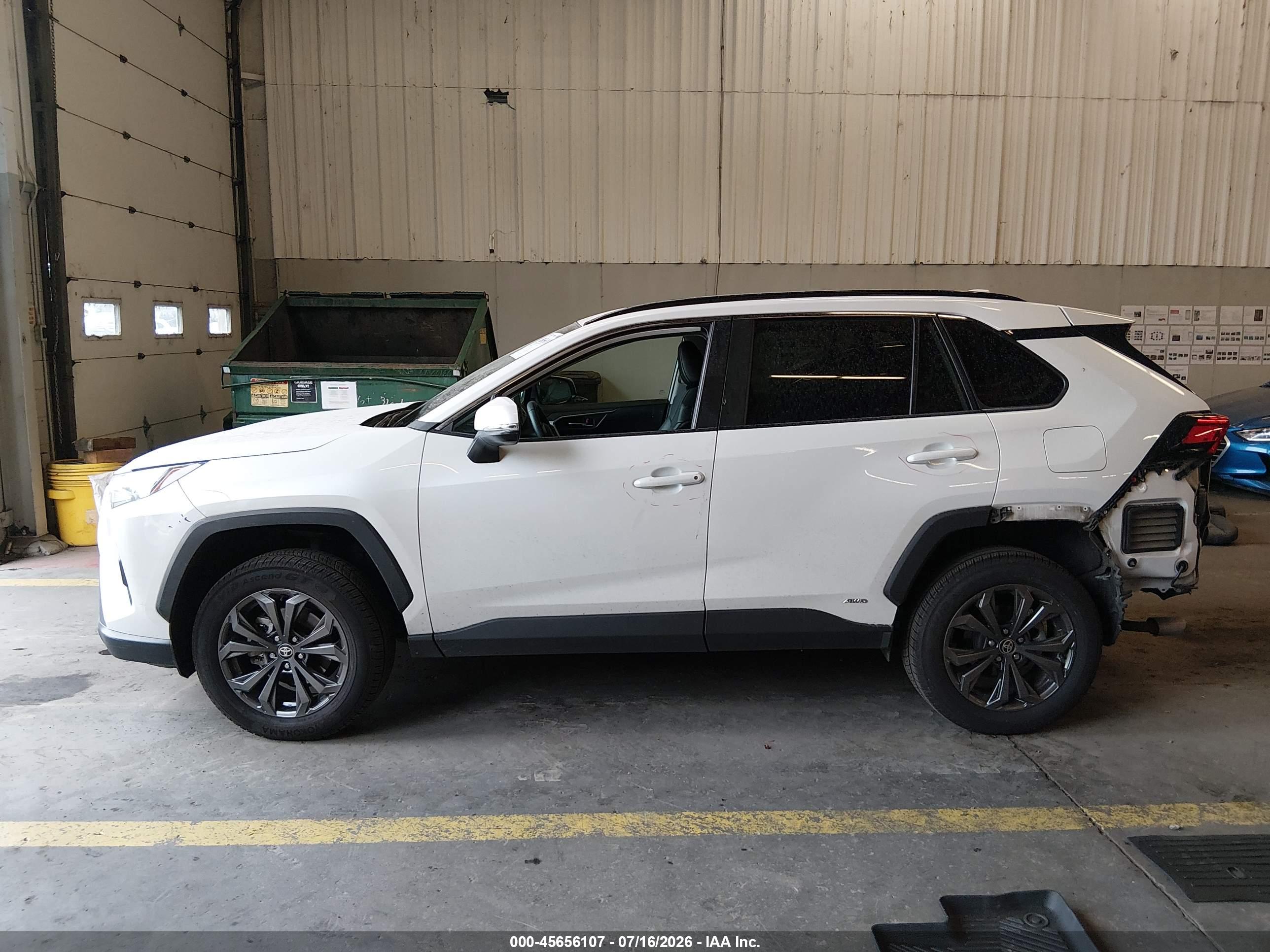 2024 TOYOTA RAV4 HYBRID XLE PREMIUM