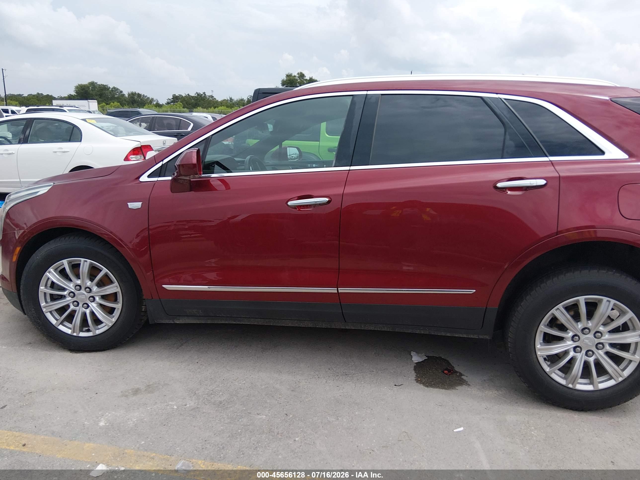 2017 CADILLAC XT5 STANDARD