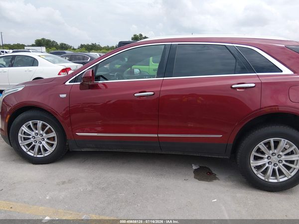 2017 CADILLAC XT5 STANDARD