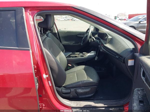 2025 KIA EV6 LIGHT LONG RANGE RWD