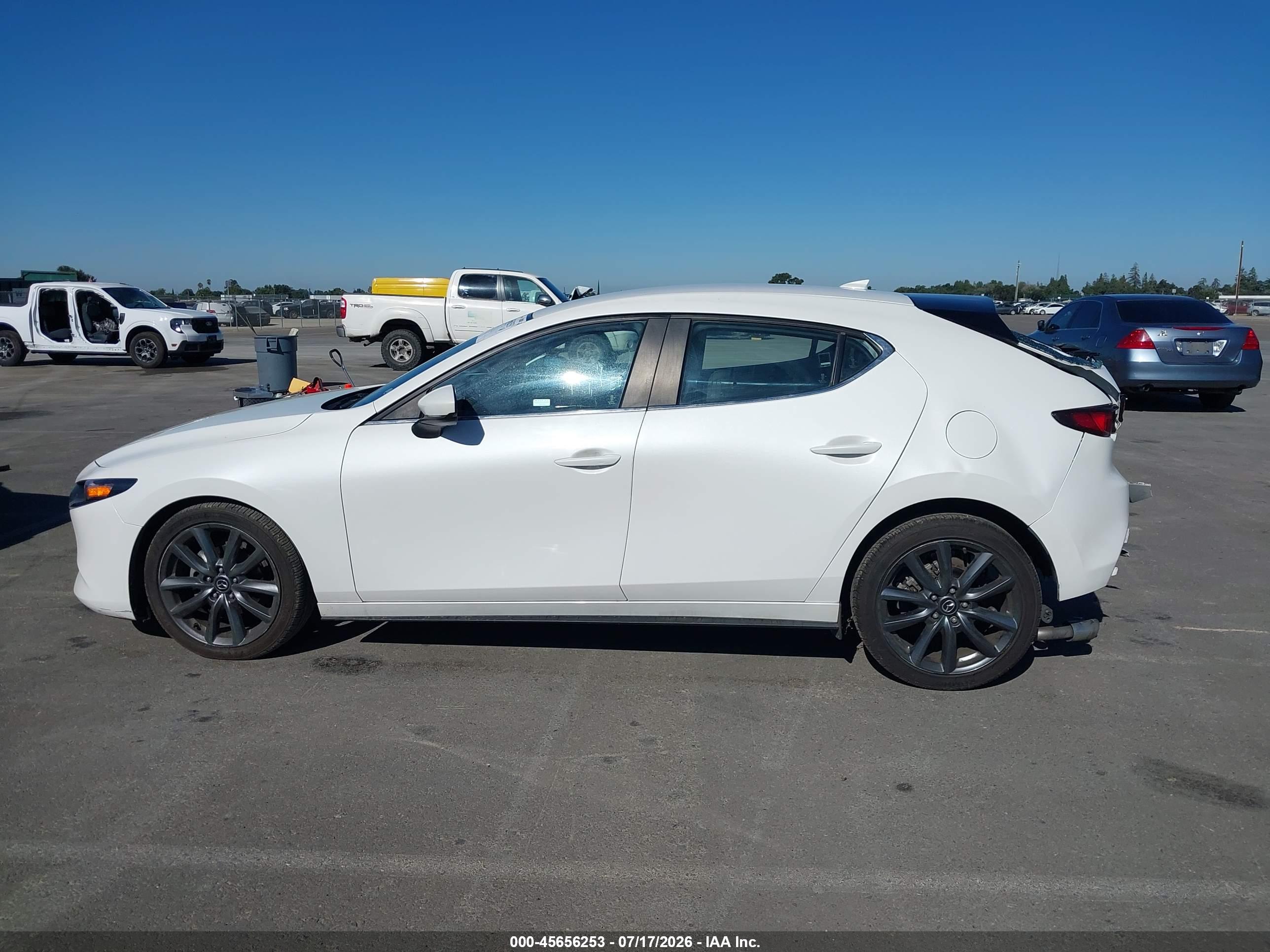 2019 MAZDA MAZDA3 PREFERRED PACKAGE