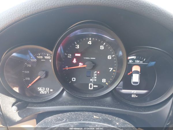 2018 PORSCHE MACAN