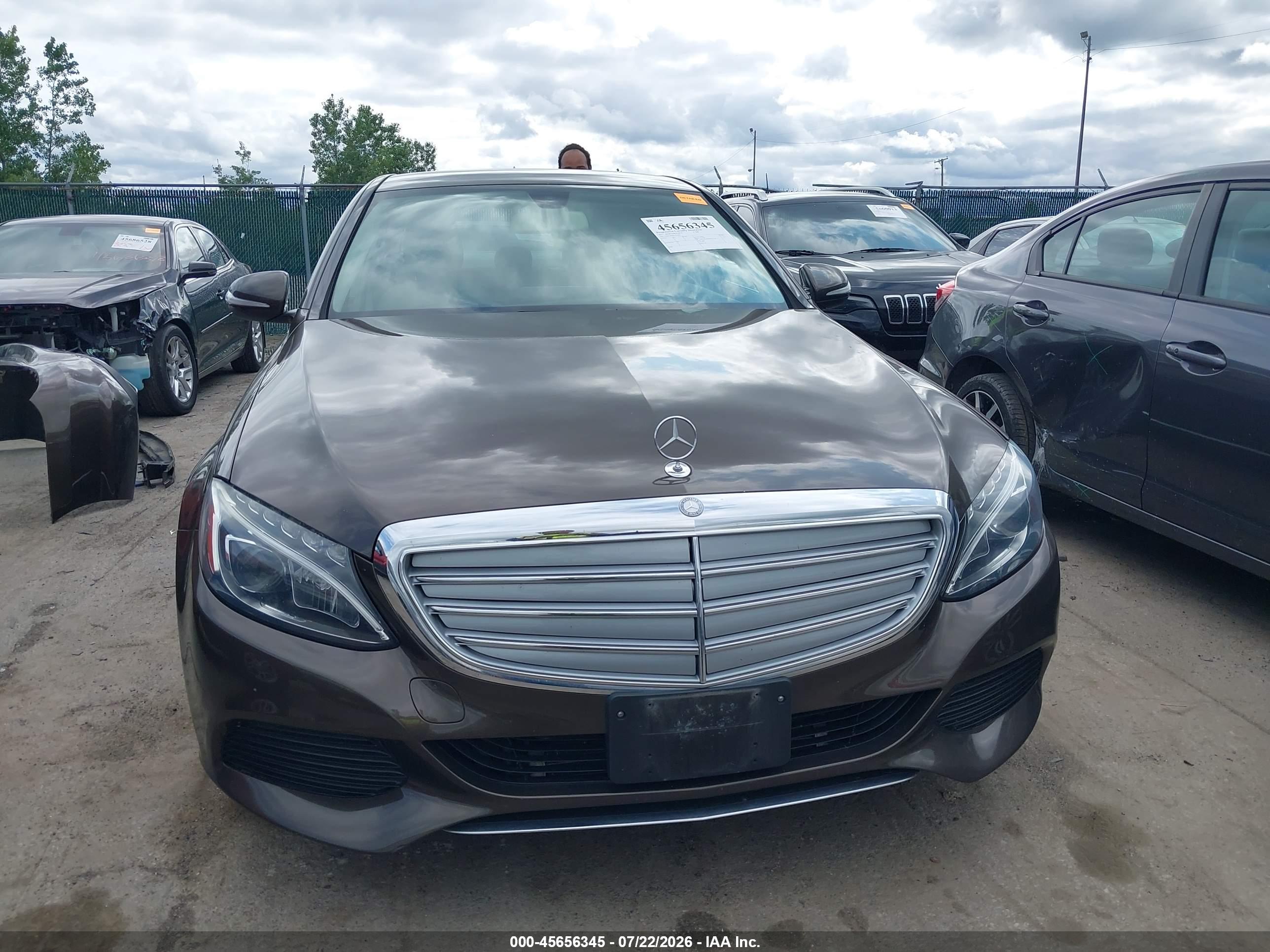 2015 MERCEDES-BENZ C 300 LUXURY 4MATIC