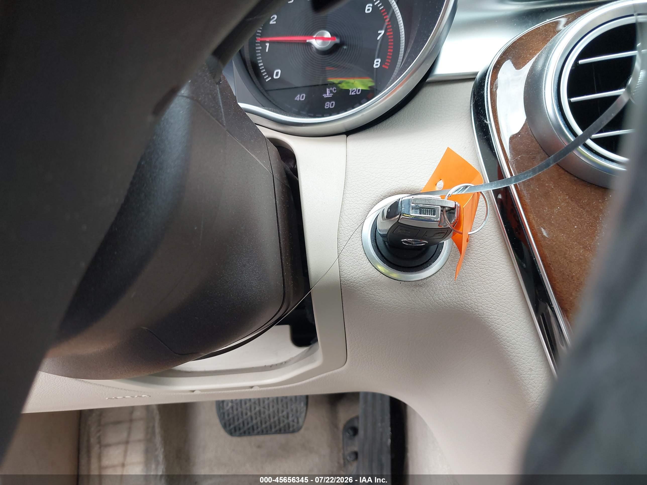 2015 MERCEDES-BENZ C 300 LUXURY 4MATIC