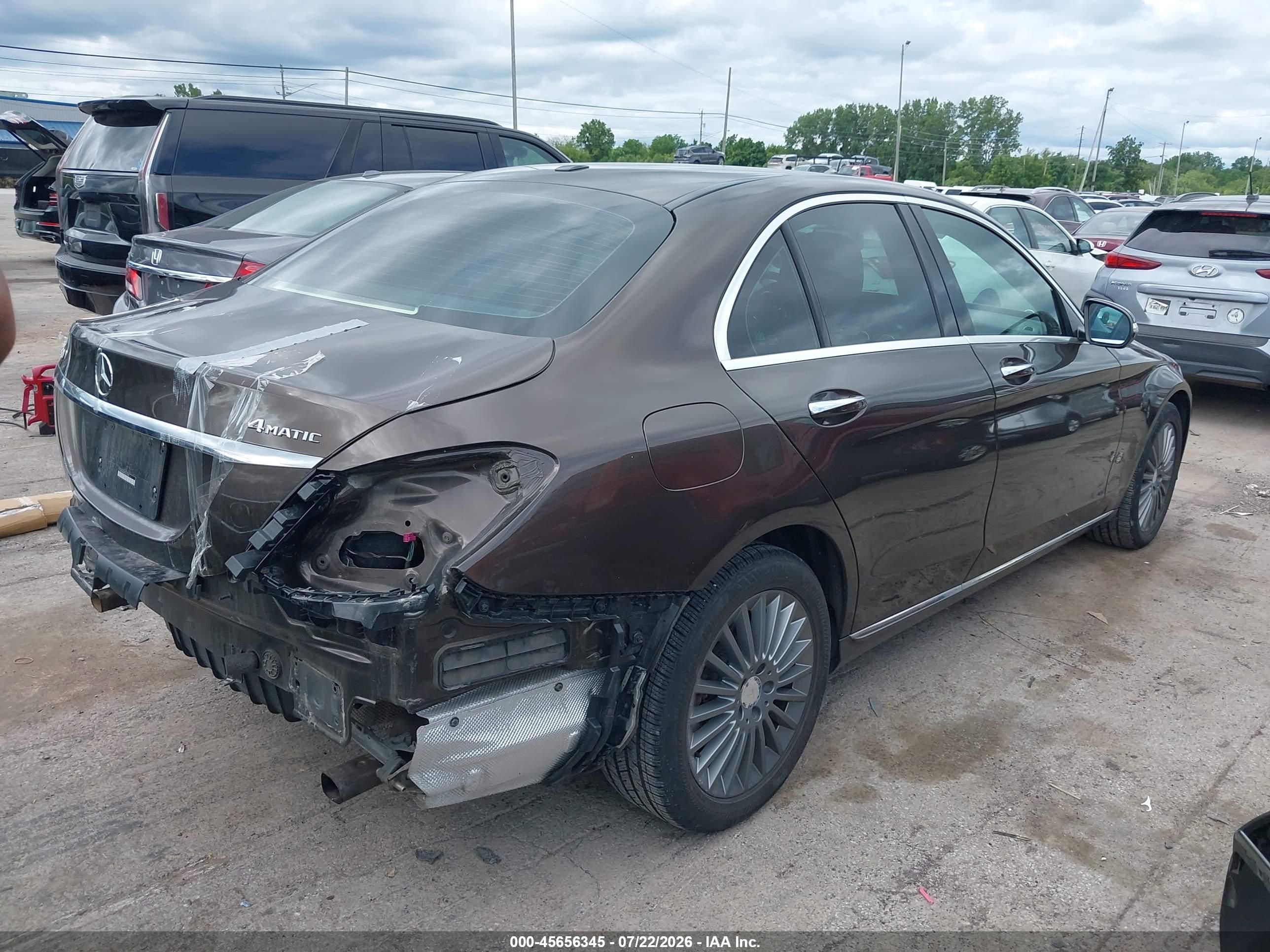 2015 MERCEDES-BENZ C 300 LUXURY 4MATIC
