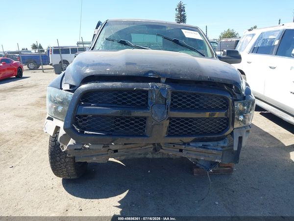 2017 RAM 1500 EXPRESS  4X4 5'7 BOX