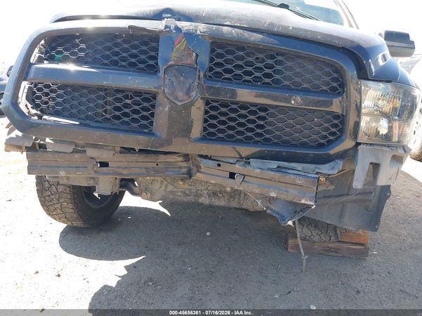 2017 RAM 1500 EXPRESS  4X4 5'7 BOX