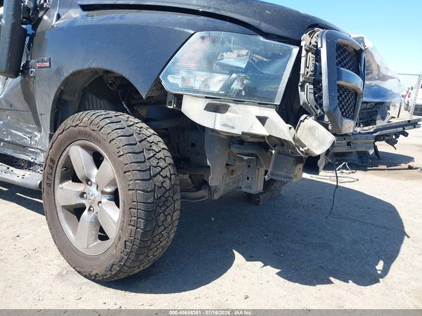 2017 RAM 1500 EXPRESS  4X4 5'7 BOX