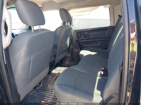 2017 RAM 1500 EXPRESS  4X4 5'7 BOX