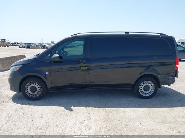 2016 MERCEDES-BENZ METRIS