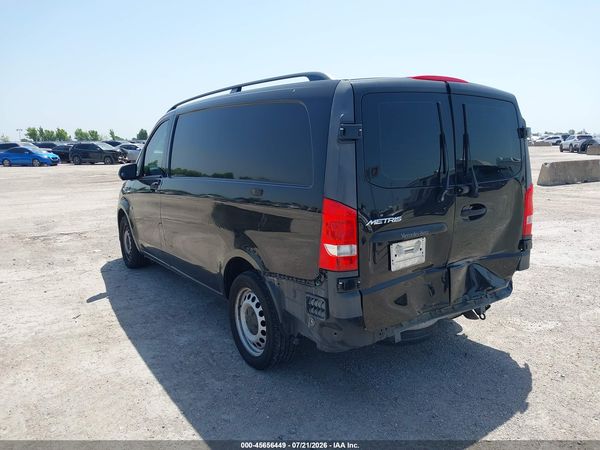 2016 MERCEDES-BENZ METRIS