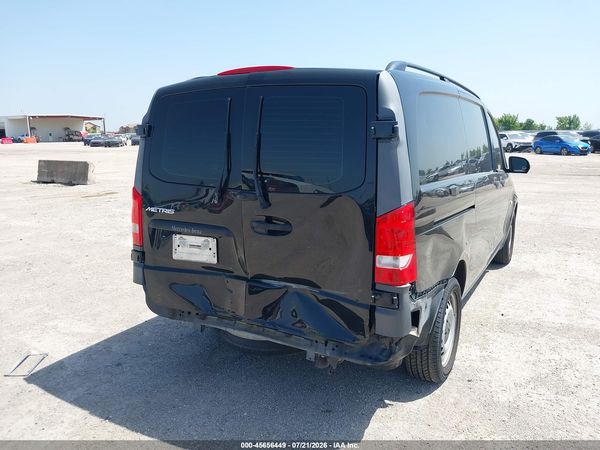 2016 MERCEDES-BENZ METRIS