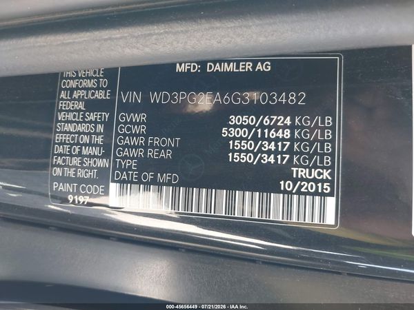 2016 MERCEDES-BENZ METRIS