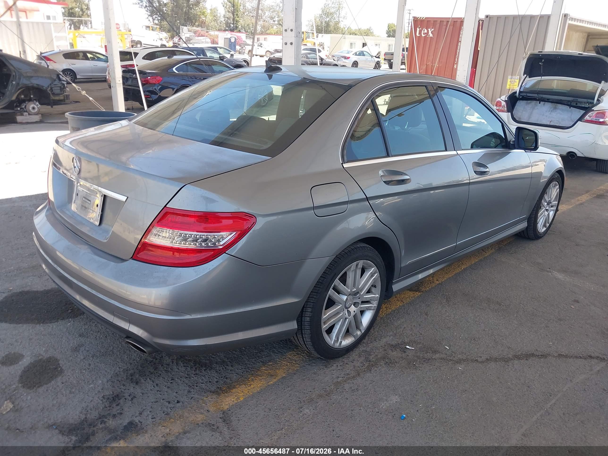 2008 MERCEDES-BENZ C 300 C300