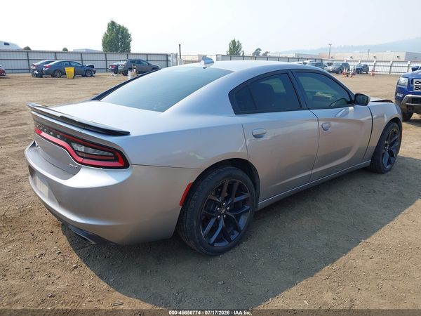 2016 DODGE CHARGER SXT