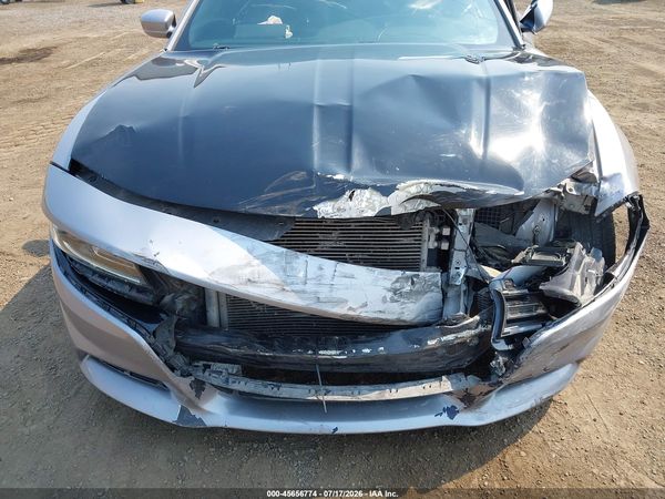 2016 DODGE CHARGER SXT