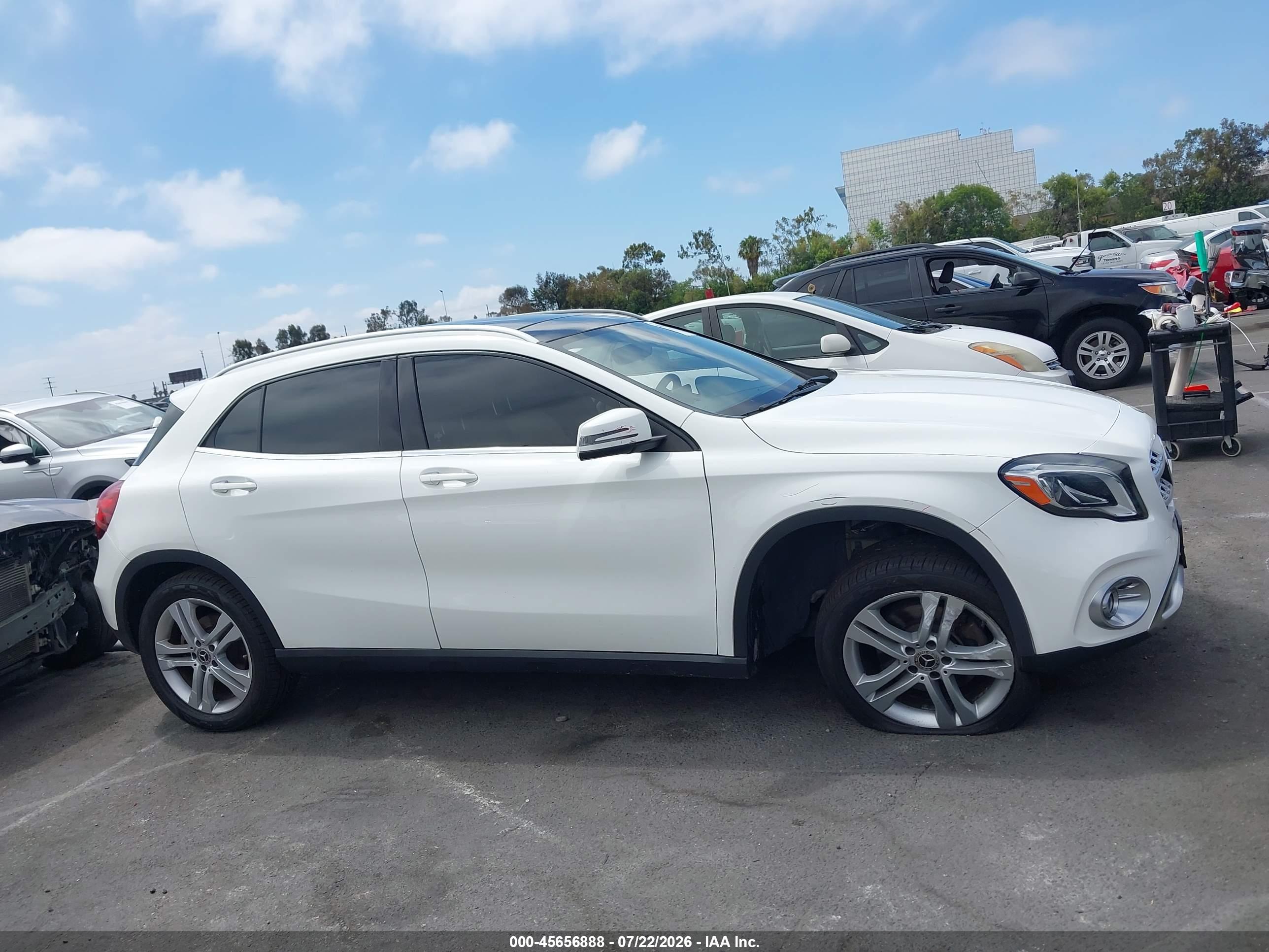 2018 MERCEDES-BENZ GLA 250 4MATIC