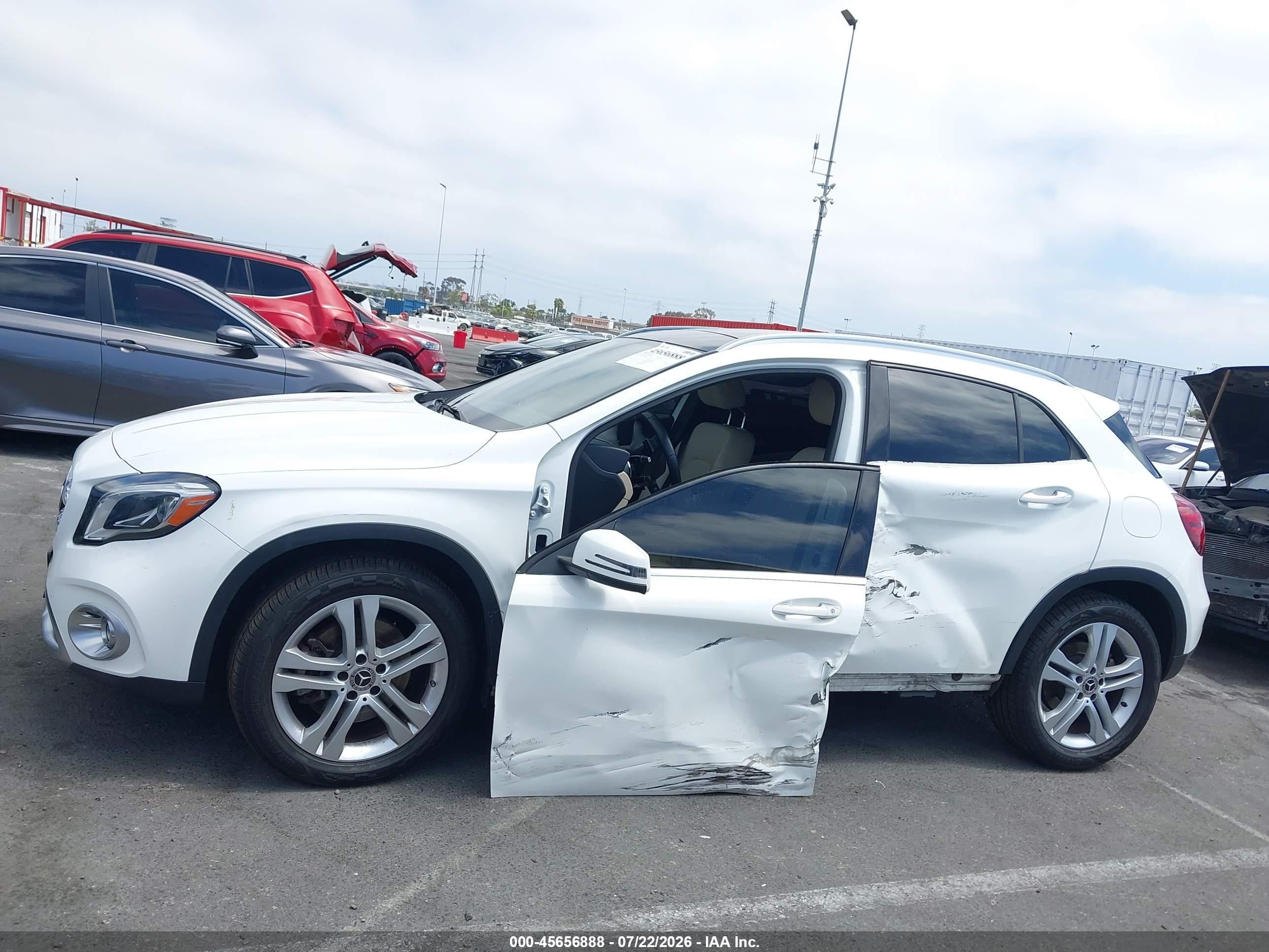 2018 MERCEDES-BENZ GLA 250 4MATIC