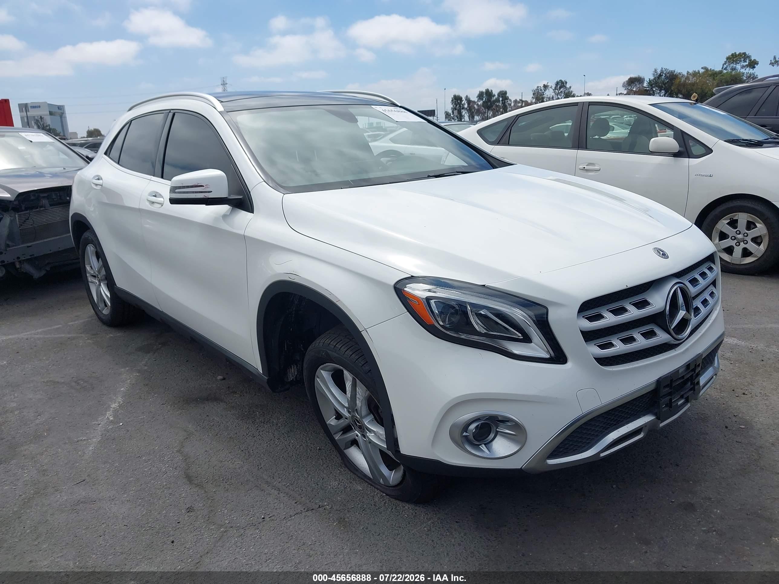 2018 MERCEDES-BENZ GLA 250 4MATIC