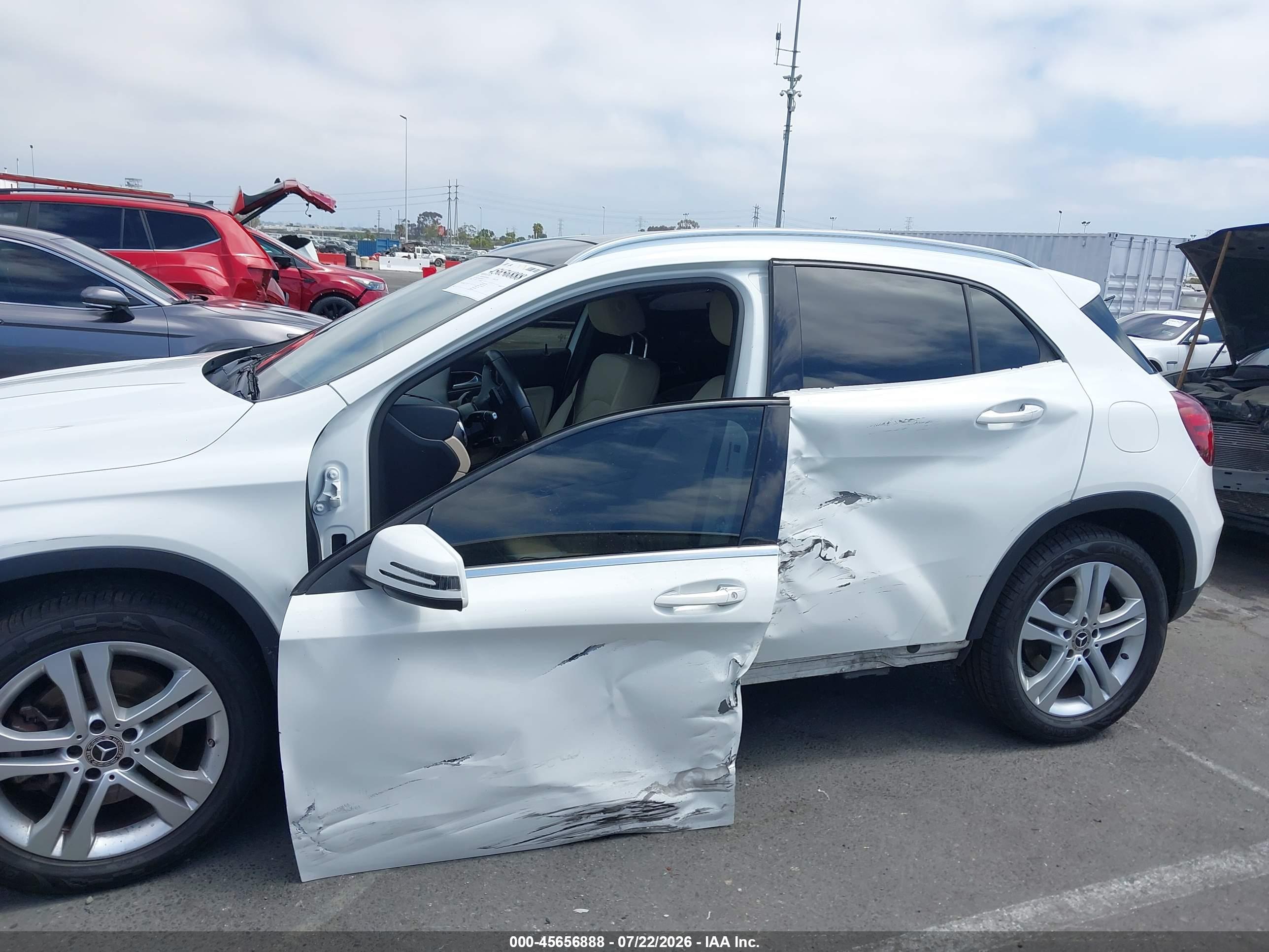 2018 MERCEDES-BENZ GLA 250 4MATIC