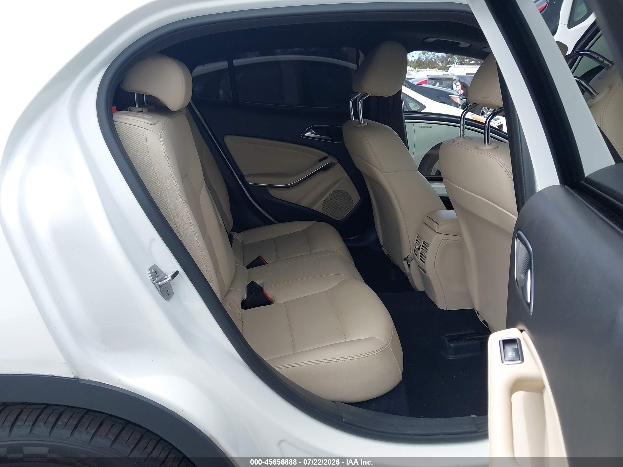 2018 MERCEDES-BENZ GLA 250 4MATIC