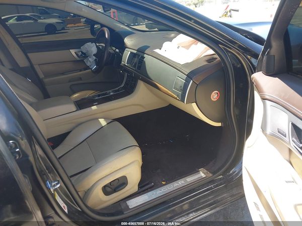 2015 JAGUAR XF 3.0 PORTFOLIO/3.0 SPORT