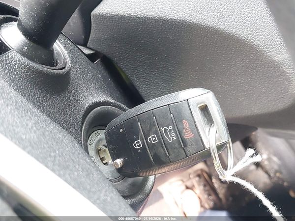 2016 KIA SORENTO 2.4L LX