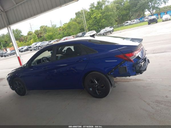 2022 HYUNDAI ELANTRA SEL