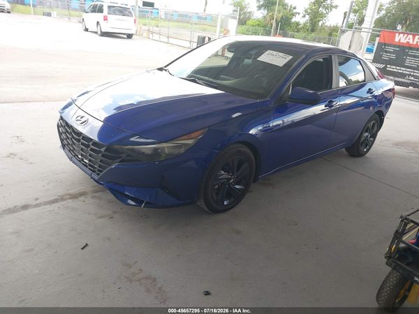 2022 HYUNDAI ELANTRA SEL
