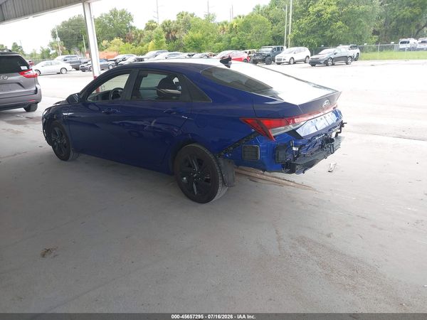 2022 HYUNDAI ELANTRA SEL