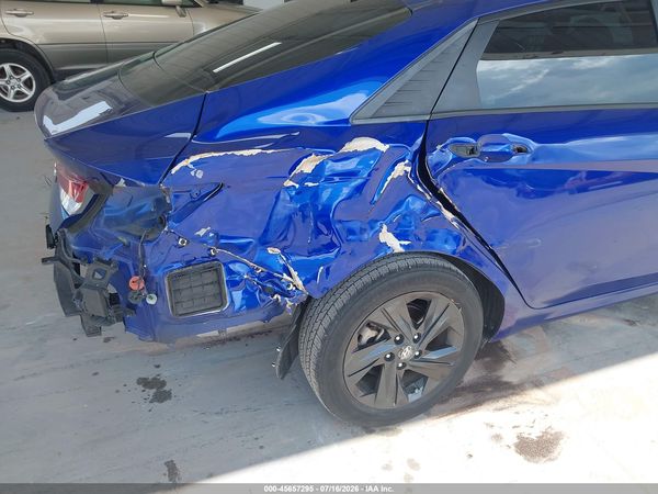 2022 HYUNDAI ELANTRA SEL