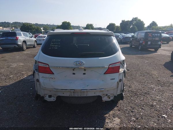 2016 HYUNDAI SANTA FE SE