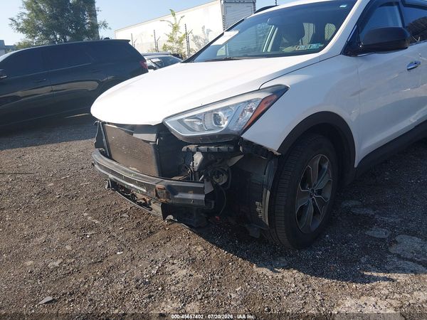 2016 HYUNDAI SANTA FE SE