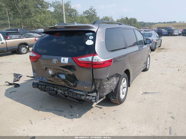 2019 TOYOTA SIENNA LE 8 PASSENGER