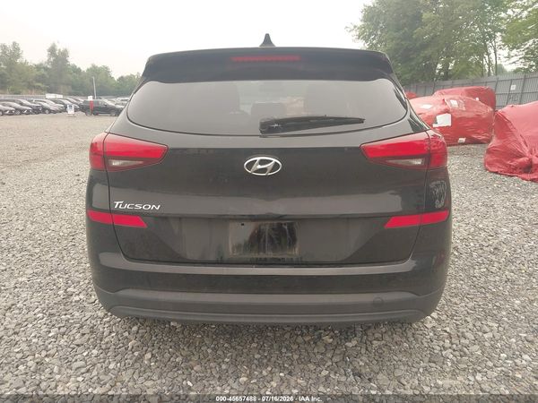 2021 HYUNDAI TUCSON SE