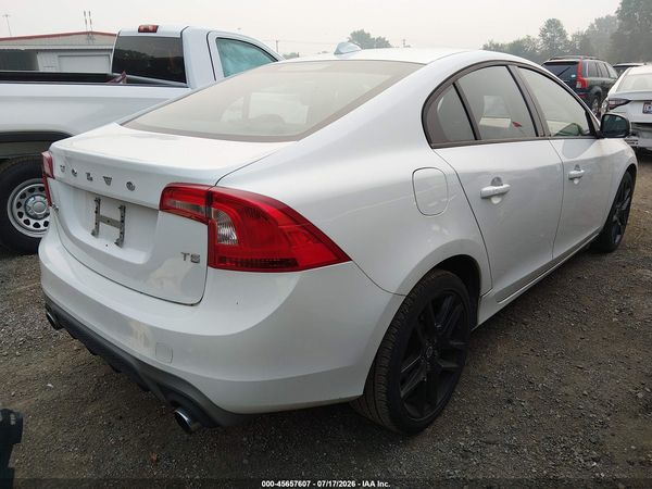 2017 VOLVO S60 T5 DYNAMIC