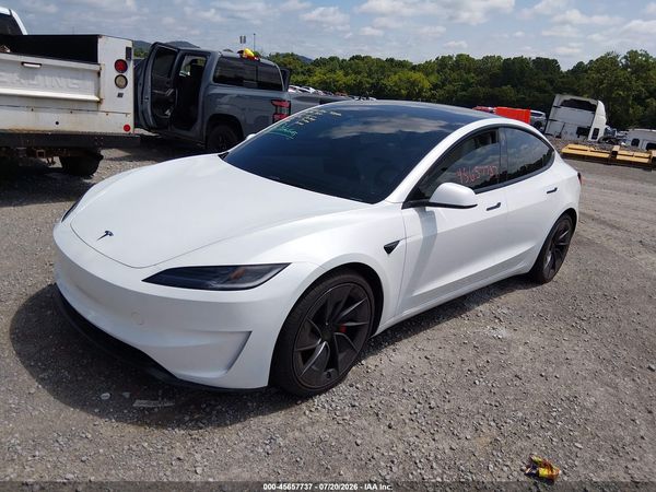 2026 TESLA MODEL 3