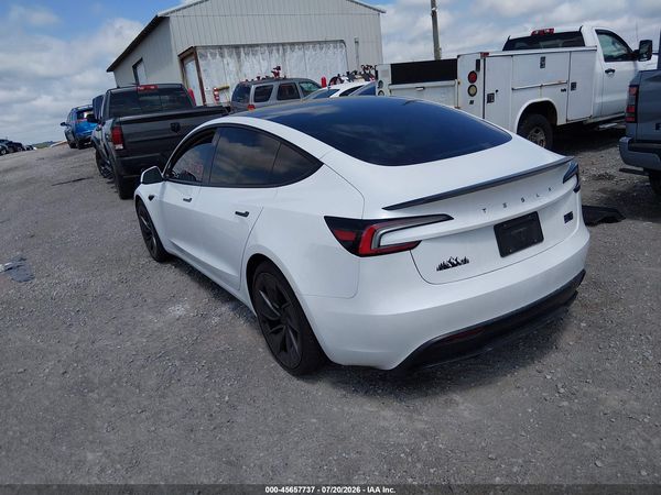 2026 TESLA MODEL 3