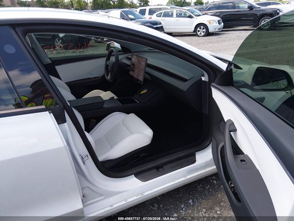 2026 TESLA MODEL 3