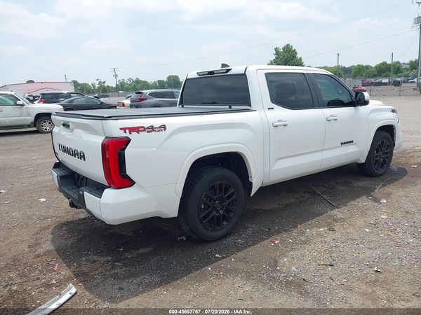 2024 TOYOTA TUNDRA SR5