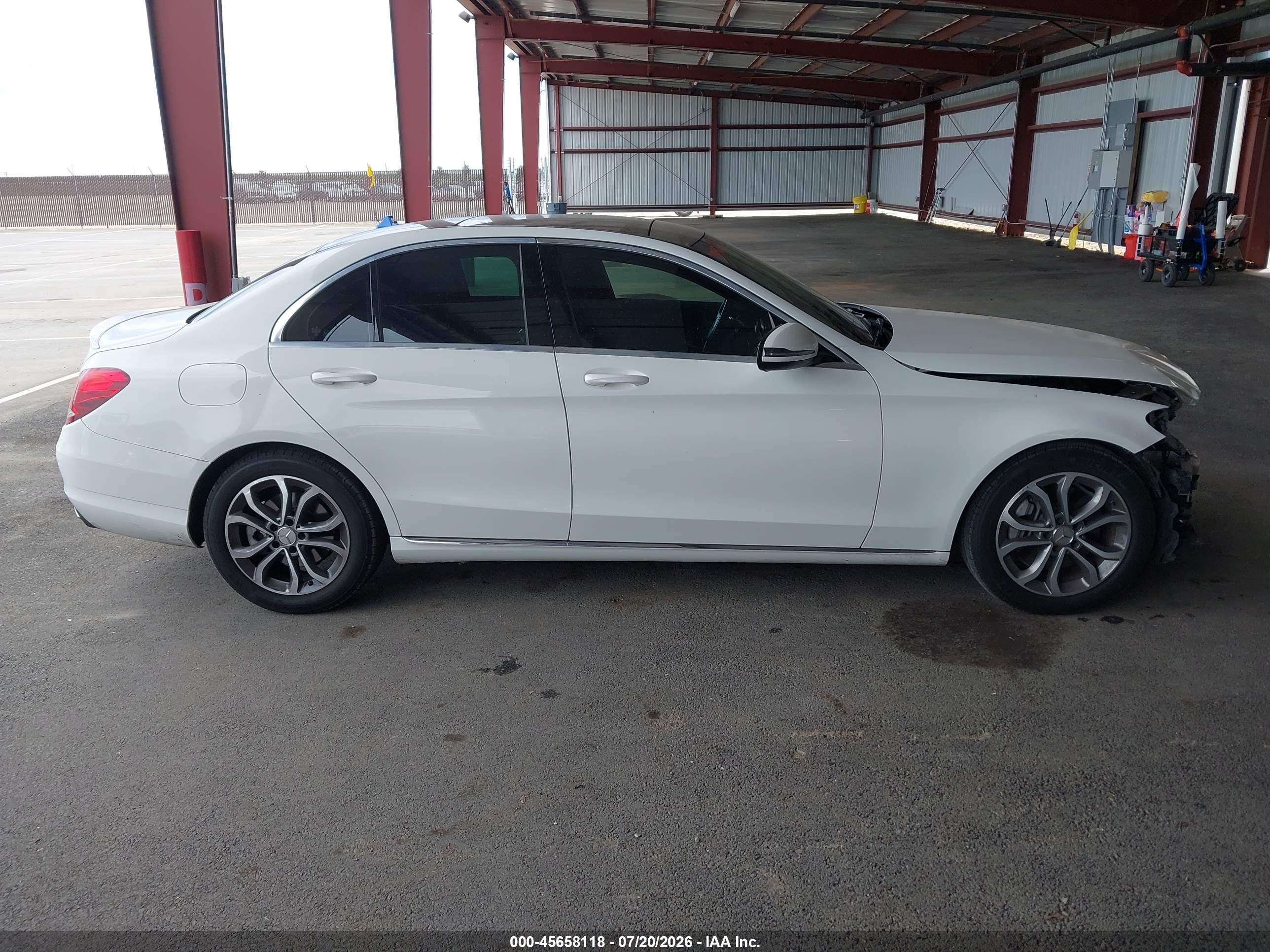 2016 MERCEDES-BENZ C 300 C300