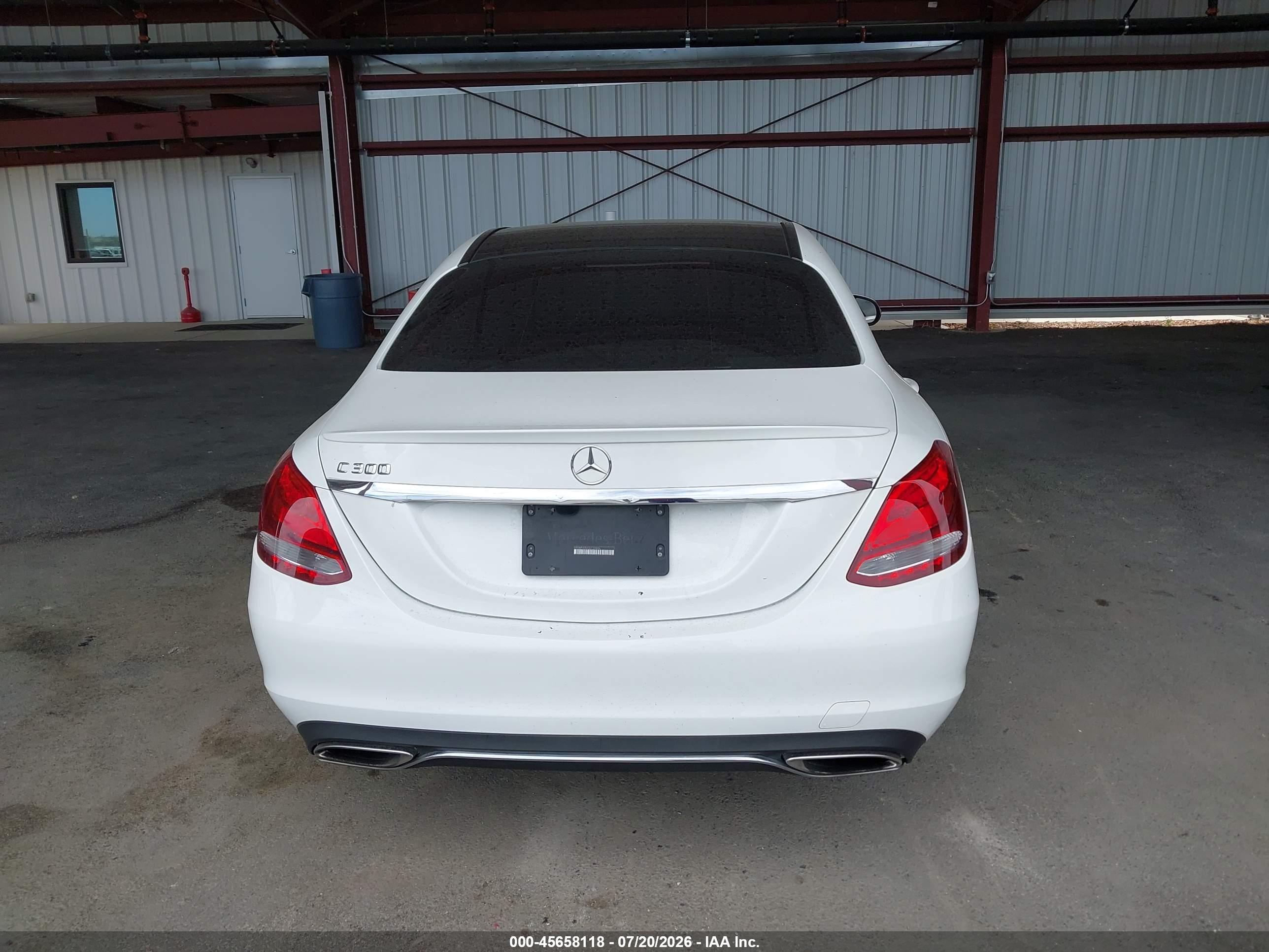 2016 MERCEDES-BENZ C 300 C300
