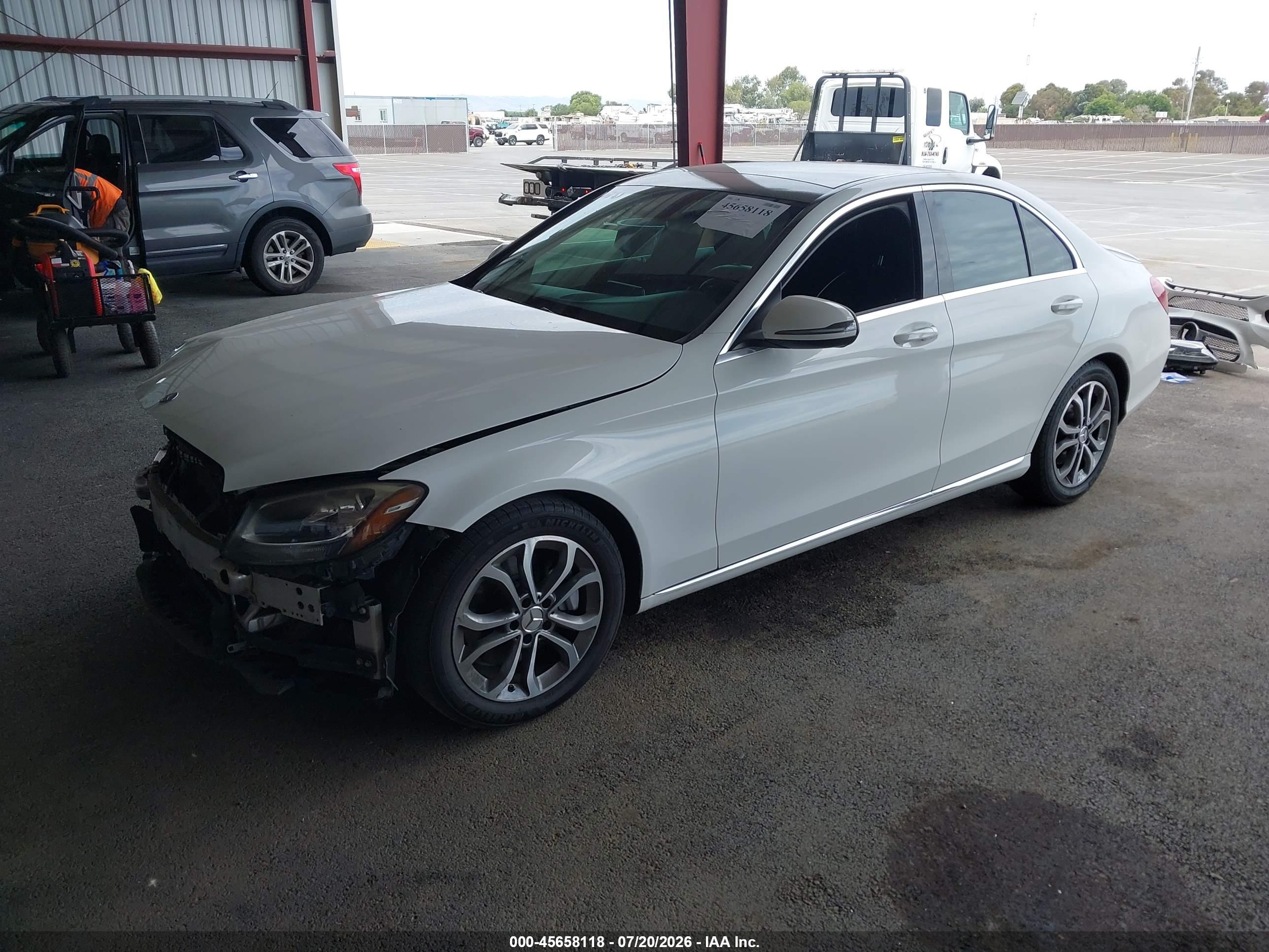 2016 MERCEDES-BENZ C 300 C300
