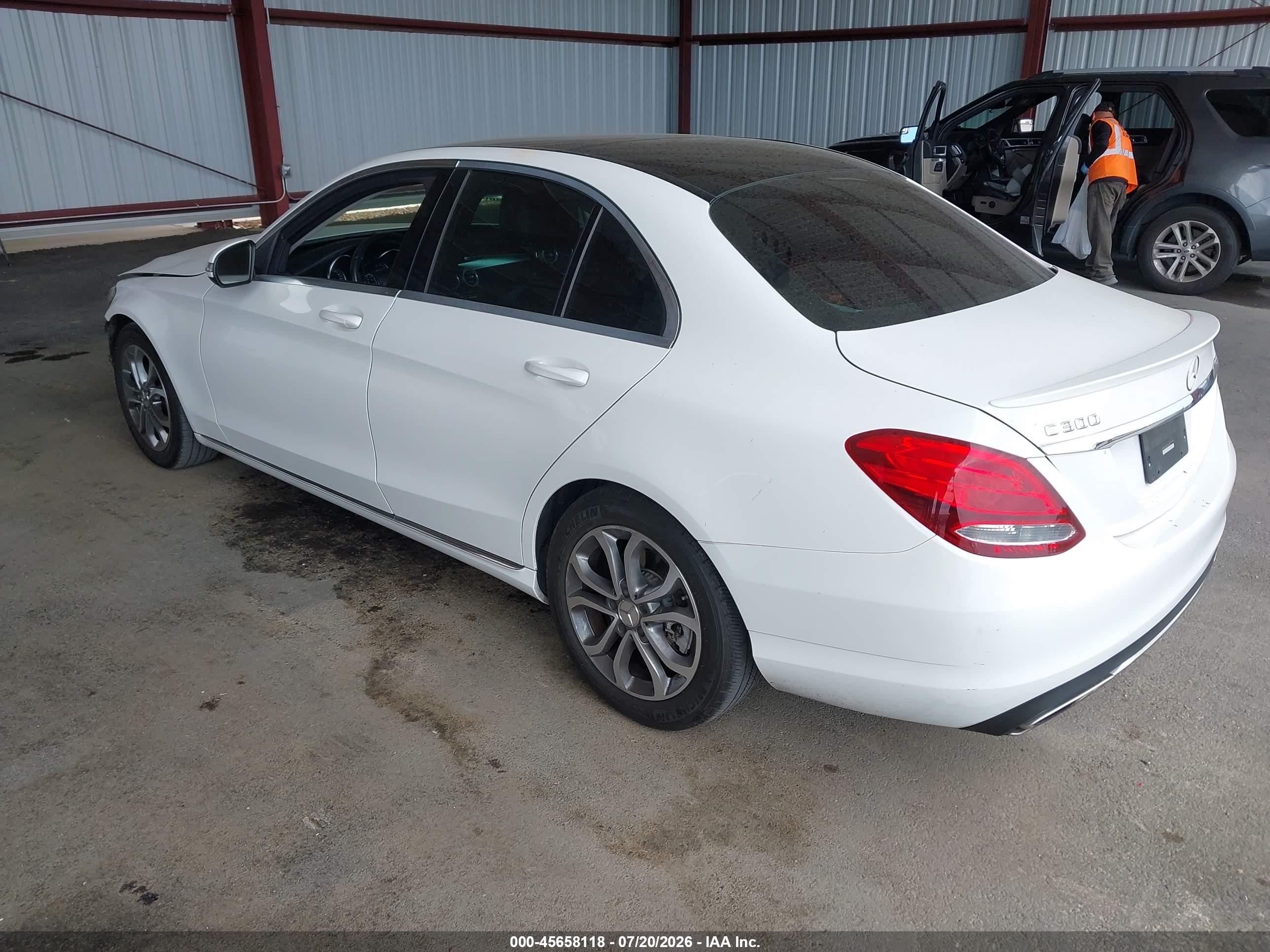 2016 MERCEDES-BENZ C 300 C300