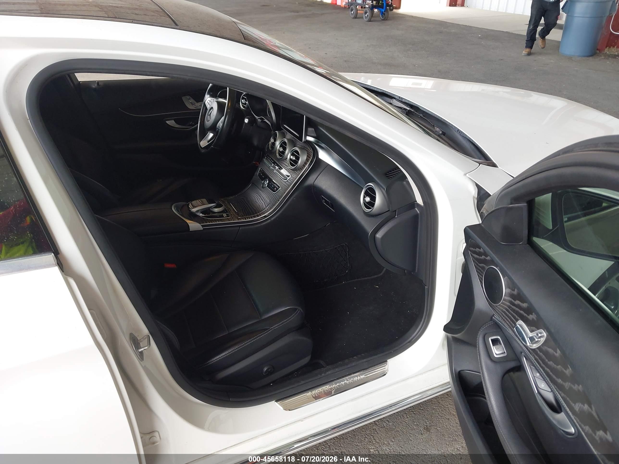 2016 MERCEDES-BENZ C 300 C300
