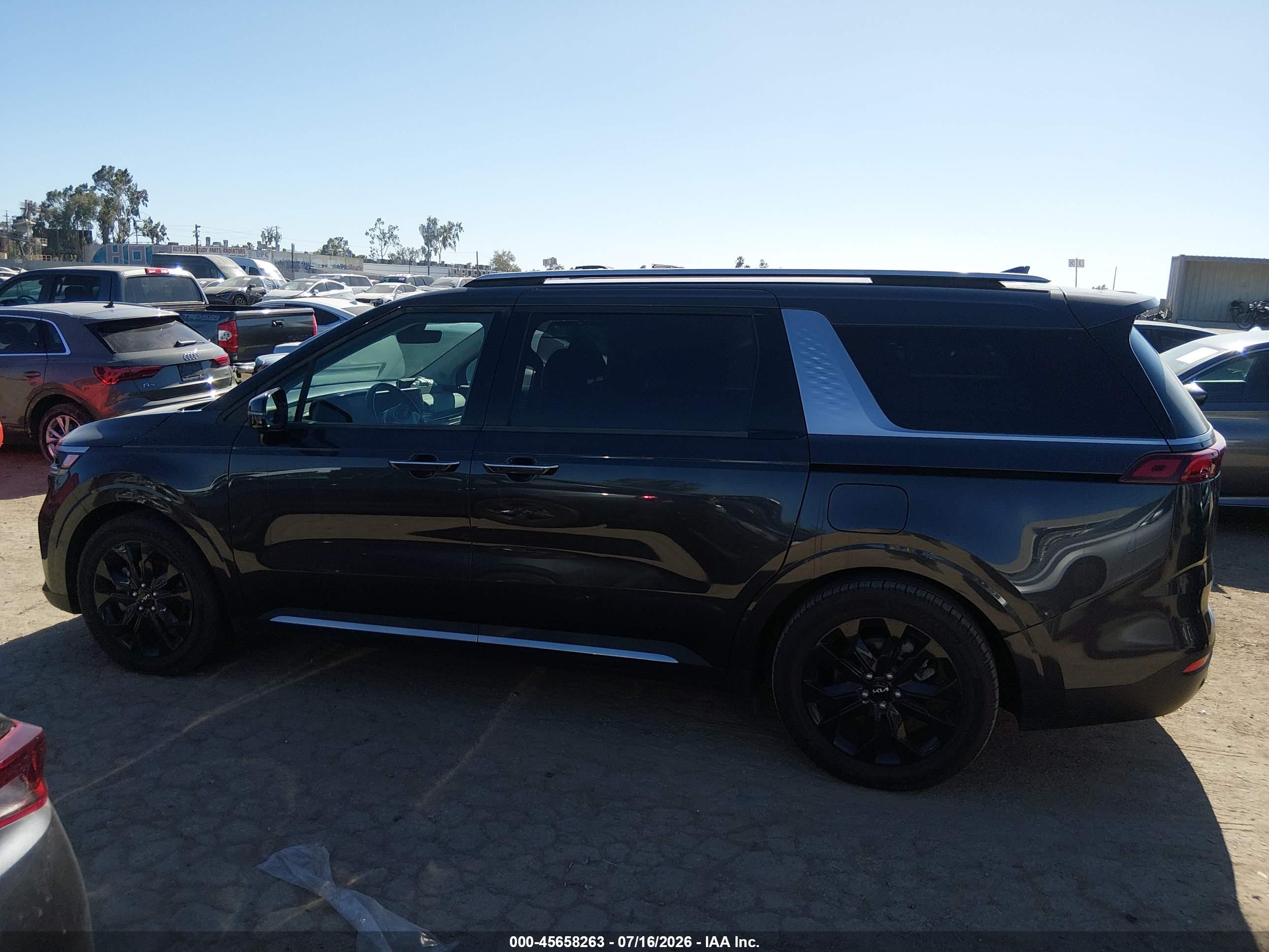 2024 KIA CARNIVAL MPV SX