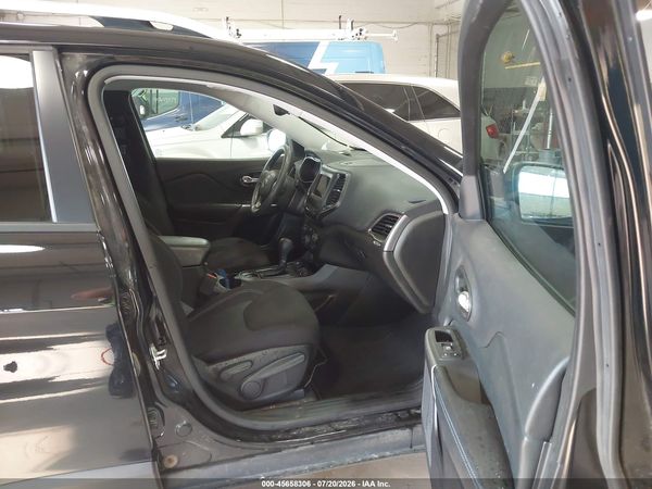 2021 JEEP CHEROKEE LATITUDE 4X4