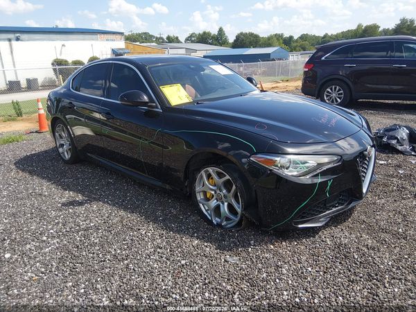 2020 ALFA ROMEO GIULIA TI RWD